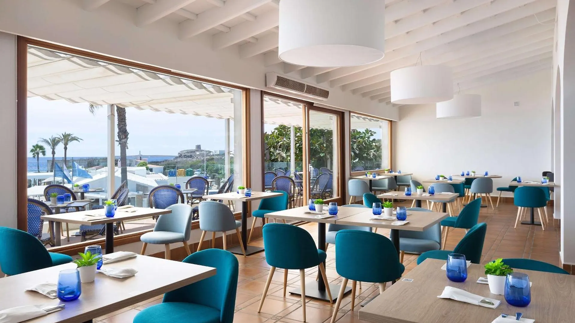 Hotel Aluasoul Menorca - Adults Only à S'Algar
