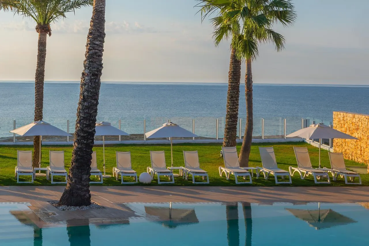 Hotel Aluasoul Menorca - Adults Only à S'Algar Espagne